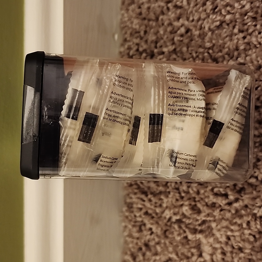 Scentsy - Picture 2 of 2